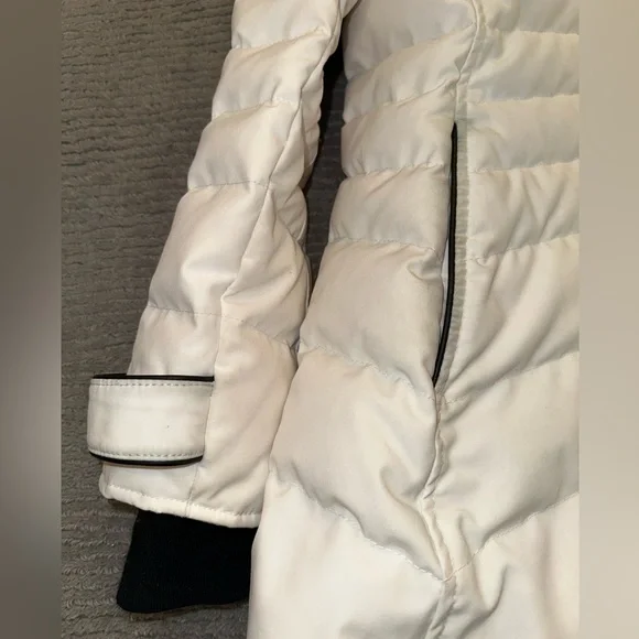 Canada GooseWomen’s Lorette Parka with fur hoodsize small